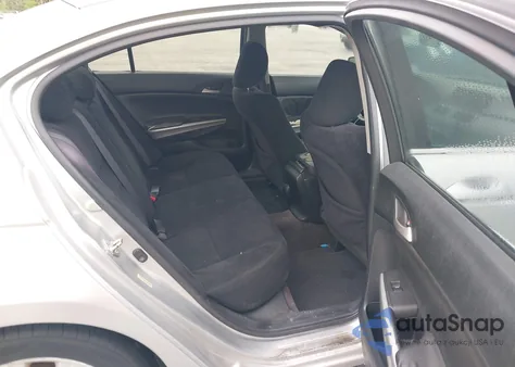 2008 Honda Accord 2.4 Ex z USA, uszkodzony, nr VIN JHMCP26708C024090